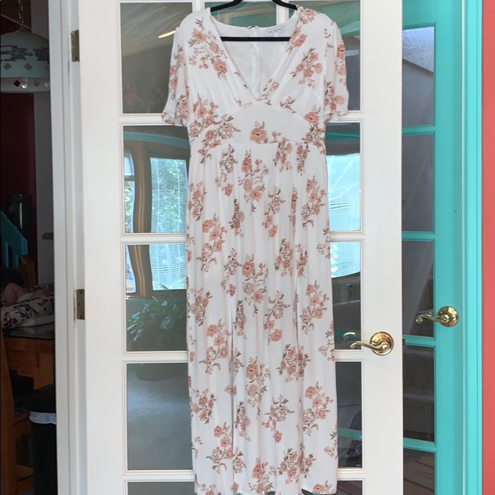 Showpo White Floral Maxi Dress